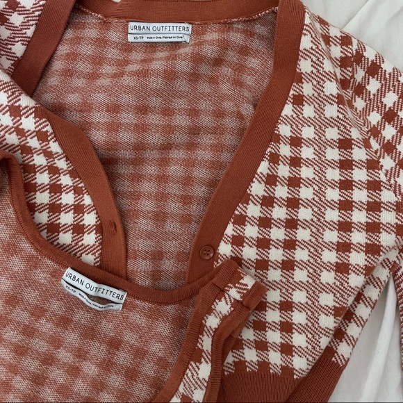 Matching top & sweater set - Picture 1 of 6